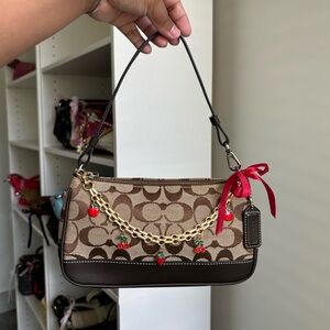 Vintage Coach Demi Shoulder Bag Mocha Brown 🤎